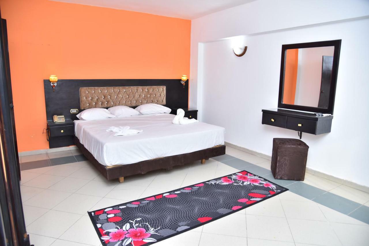 Royal Pyramids Hotel Kairo Eksteriør billede